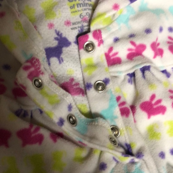Carter’s Infant girl one piece sleepers/pajamas 3 are 6 months, 1 is 6-9 months - Picture 6 of 12